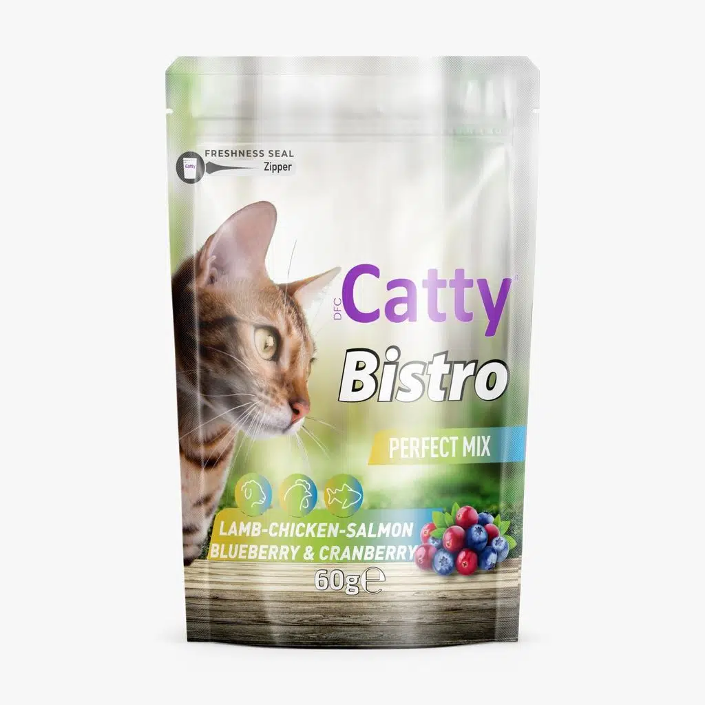 Catty Bistro Mükemmel Karışım Kuzulu Tavuklu Somonlu Yaban Merisnli ve Kızılcıklı Kedi Ödül Maması 60 Gr