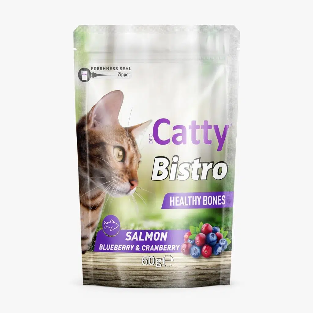 Catty Bistro Sağlıklı Kemikler Somonlu Yaban Mersinli ve Kızılcıklı Kedi Ödül Maması 60 Gr